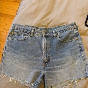 Blue Jean Levi’s short